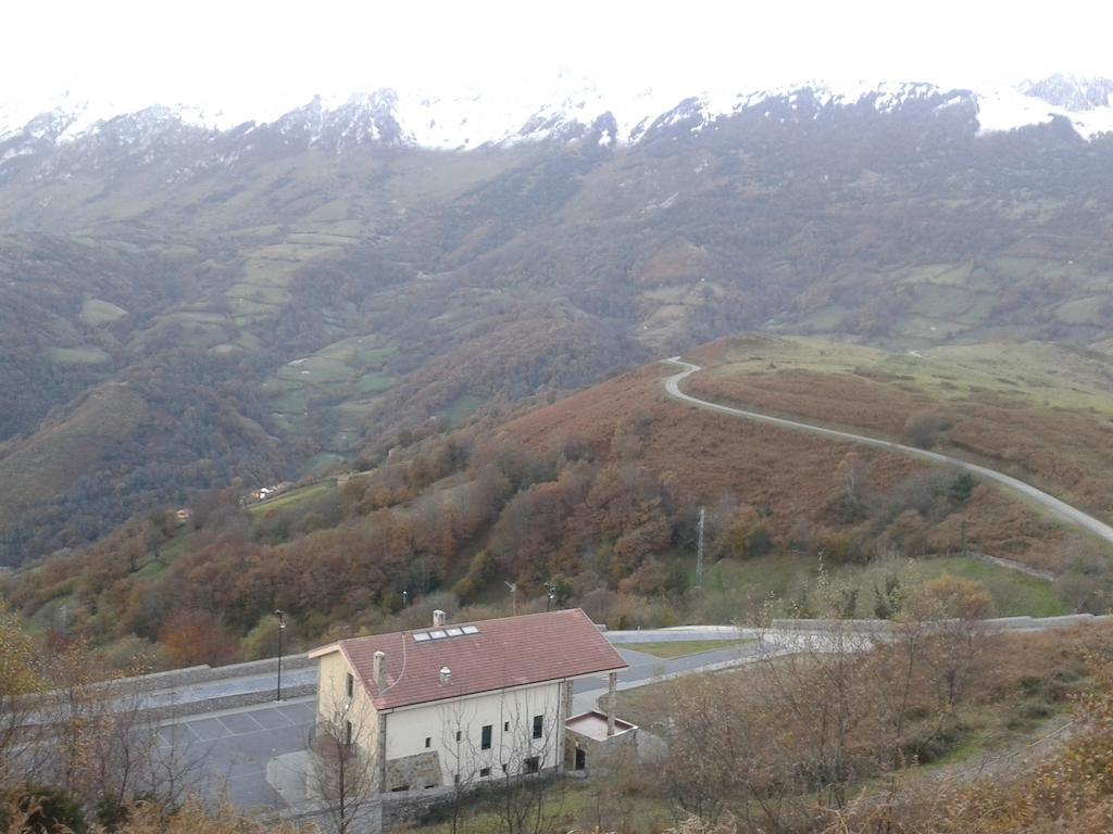 Mirador Del Angliru Riosa Exterior foto